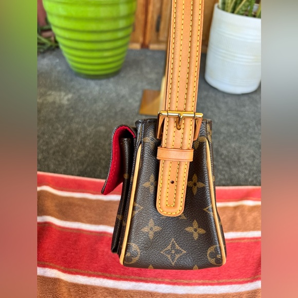 🔥🔥Louis Vuitton Viva Cite🔥🔥 - Picture 8 of 16